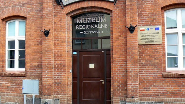 Eingang zum Stadtmuseum in Neustettin
