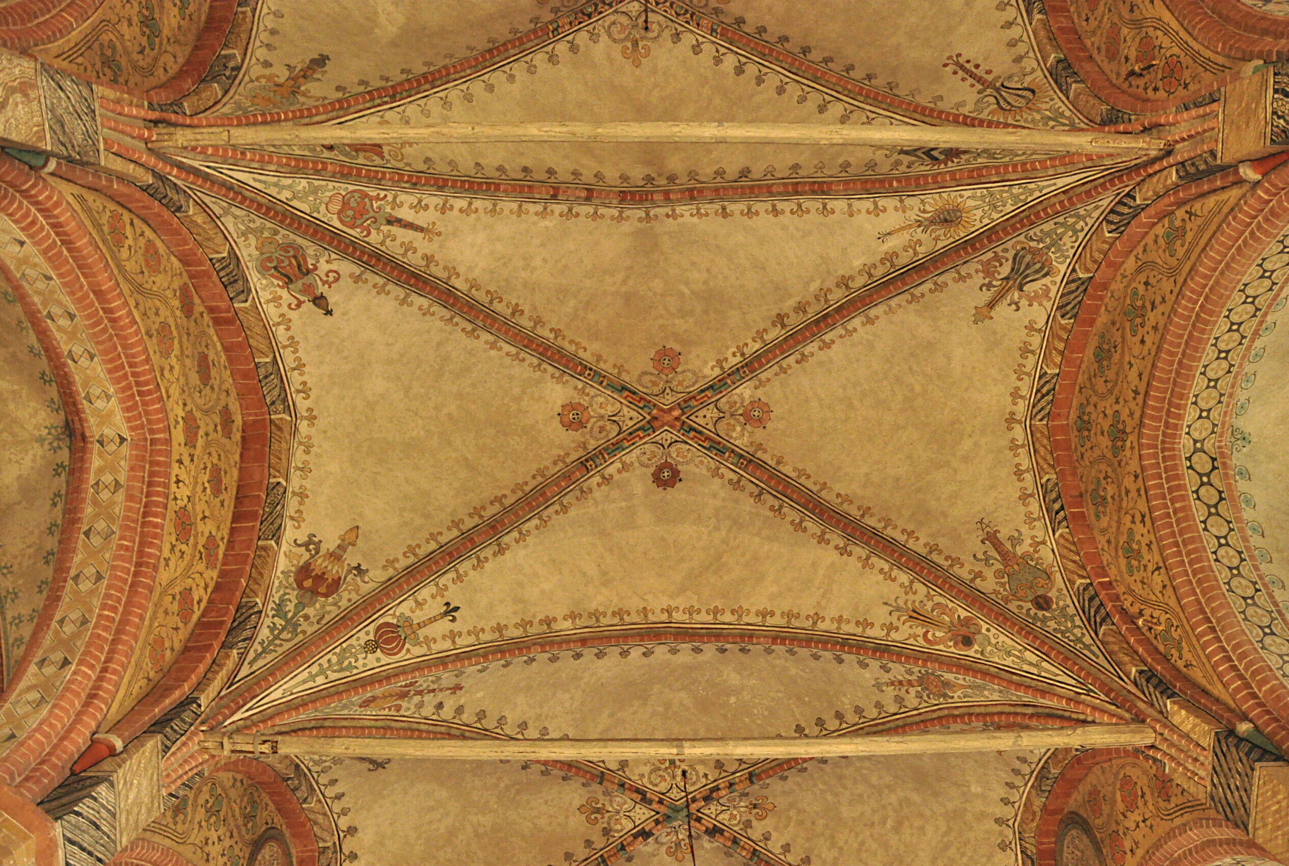 Langhausgewölbe der ehemaligen Klosterkirche der Zisterzienserinnen in Bergen auf Rügen